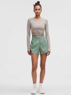 Lululemon Size 6 Crater Blue Super High Rise Training Shorts 4”